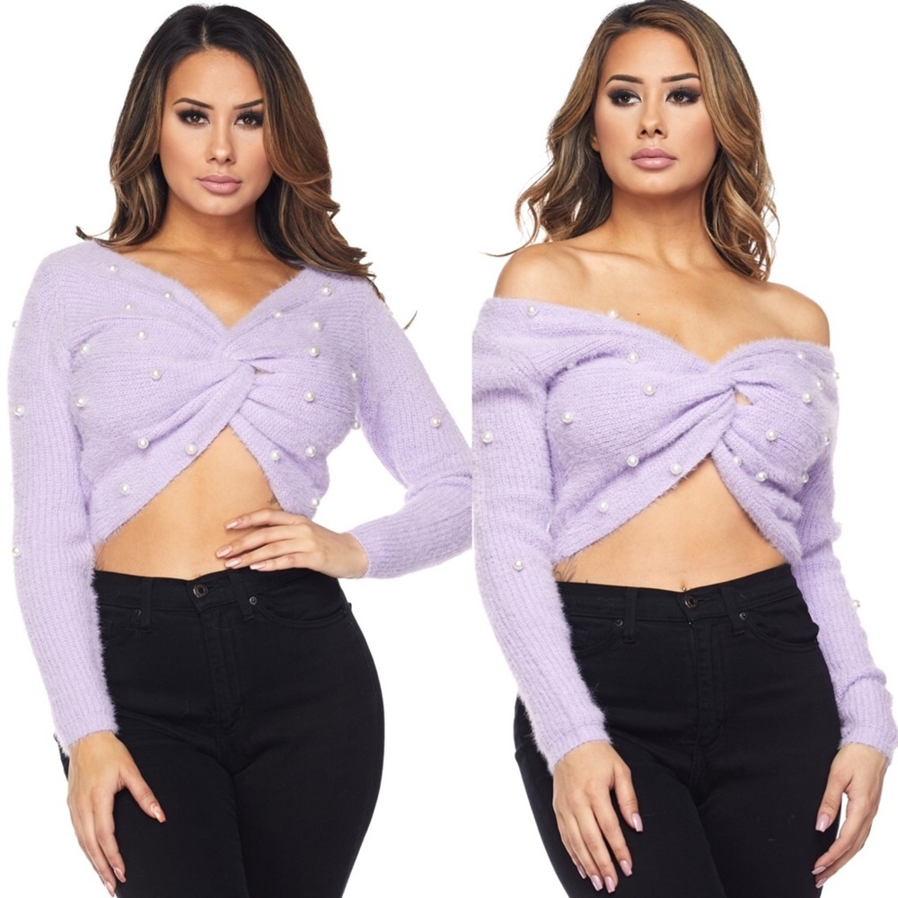 🎀LAST ONE🎀 Pearl Soft Crop Twist Sweater - Picture 1 of 8